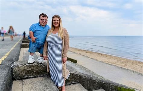 UK couple break greatest height difference record with almost 2ft 